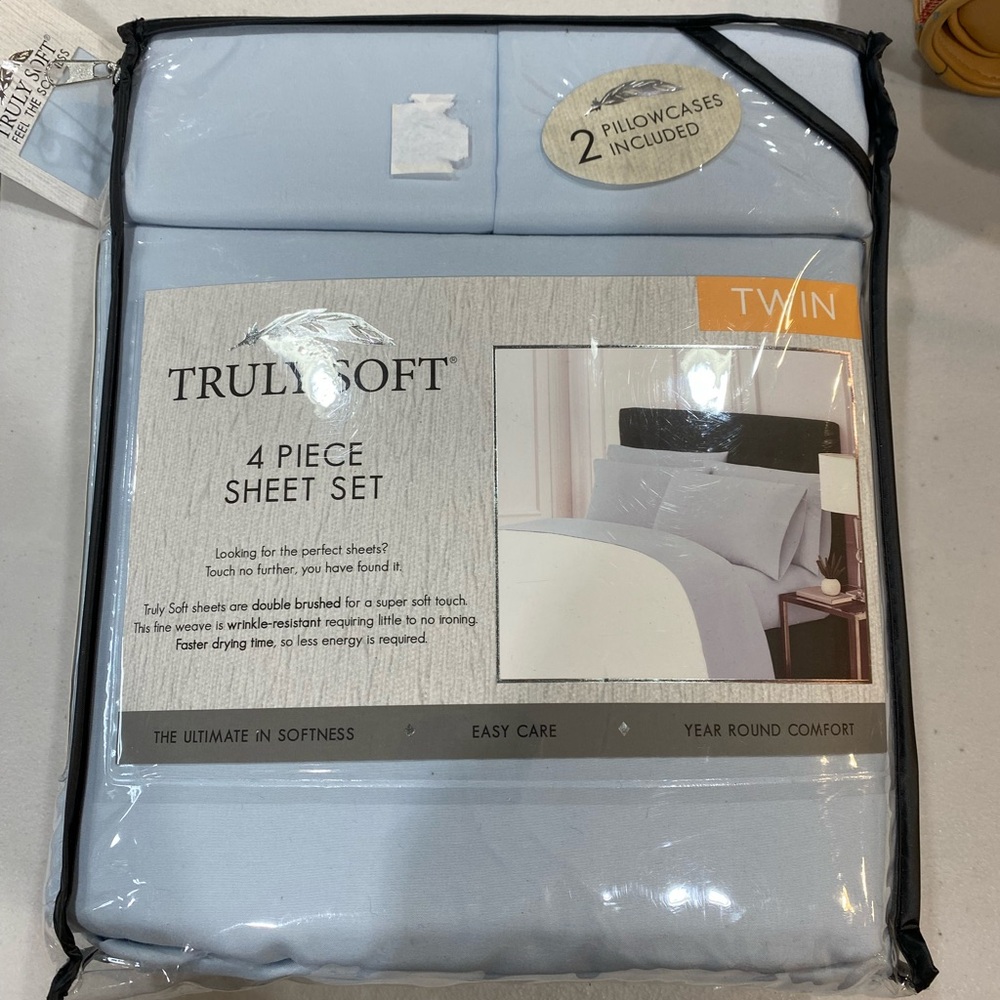 Truly Soft Twin 4-Piece Sheet Set - Light Blue